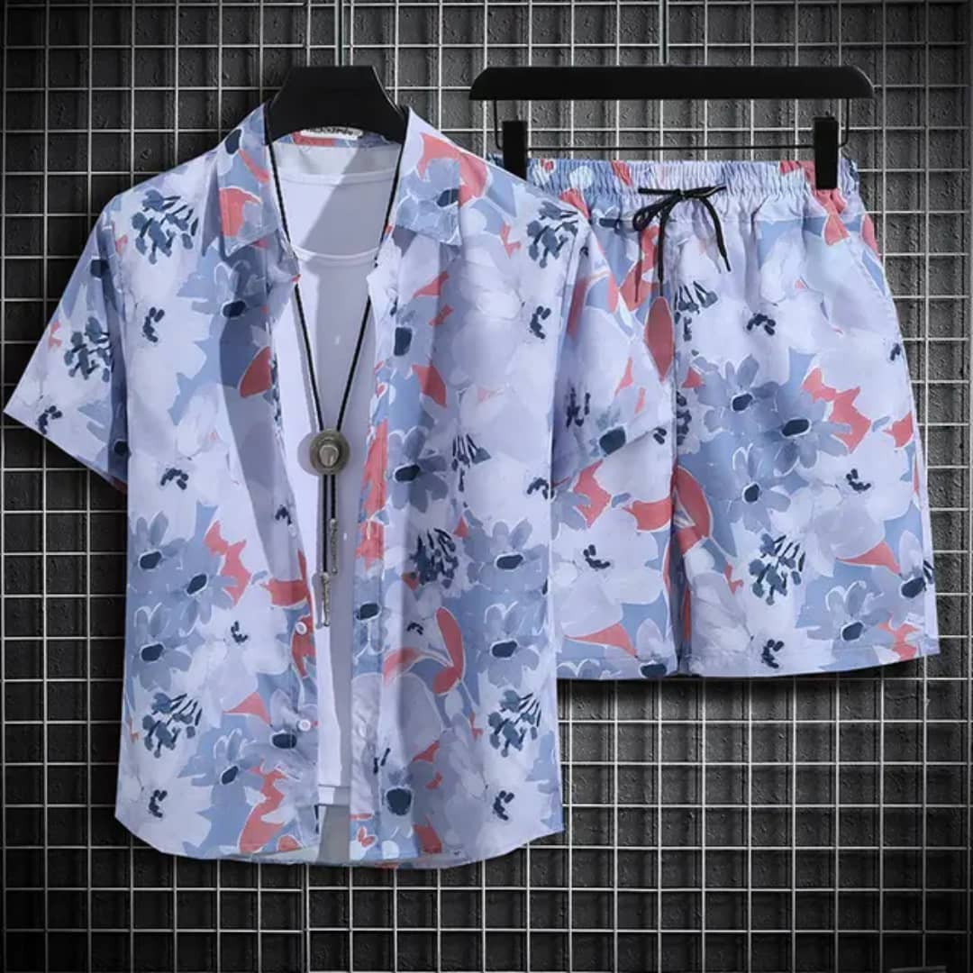 Ensemble chemise et short à fleurs lilas et bleu ciel