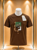 T-shirt marron imprimé échecs