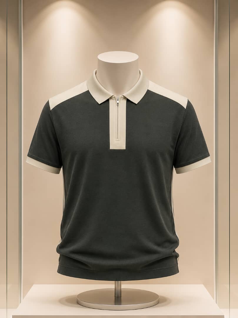 Polo vert foncé et crème à col zippé
